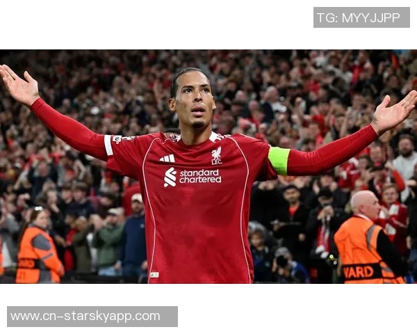 加拉塔萨雷因球迷行为被罚款并禁止客场球迷入场对阵利物浦