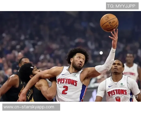 NBA精彩回顾：活塞逆袭快船马刺战胜绿军骑士轻取森林狼展现强大实力